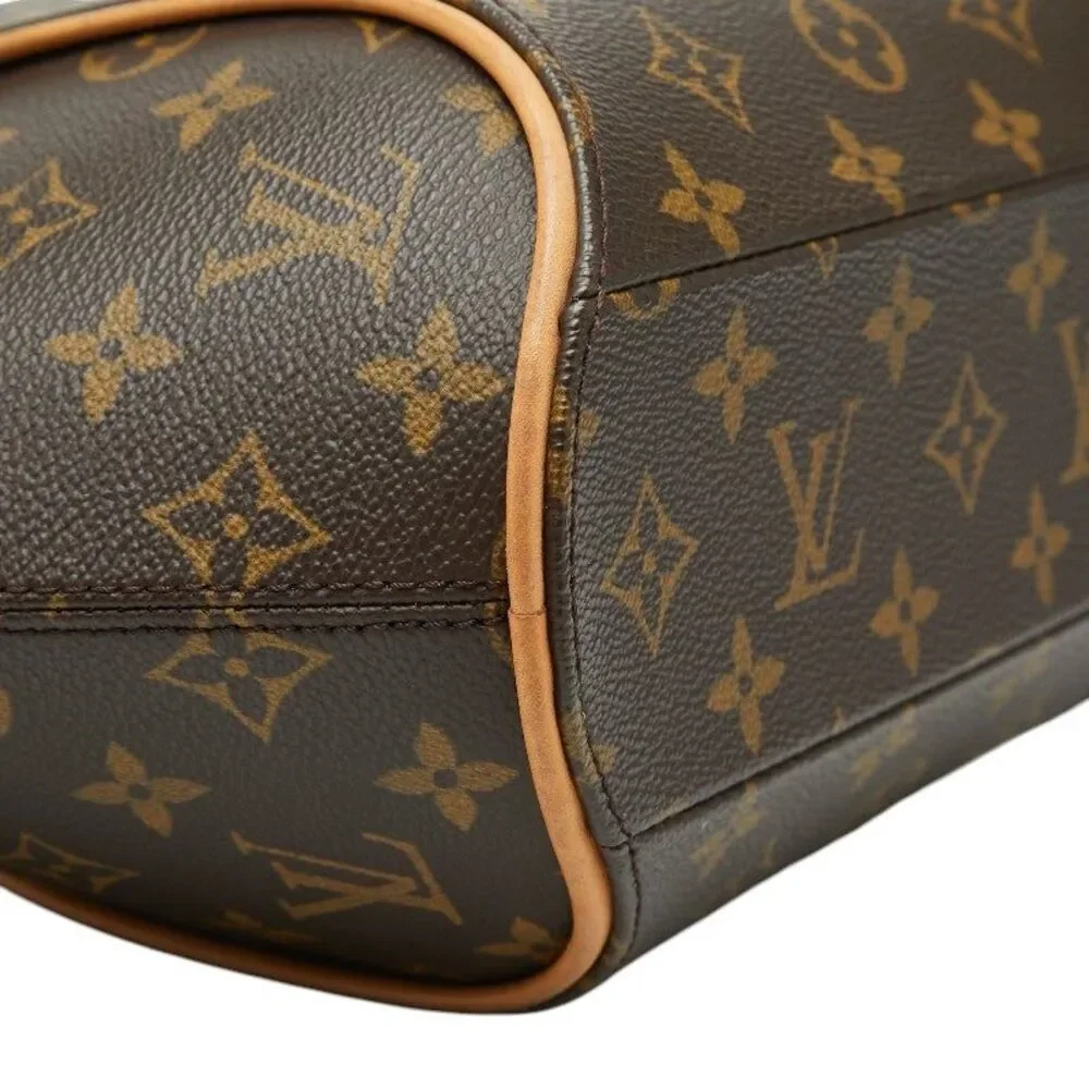 Louis Vuitton delivery duty